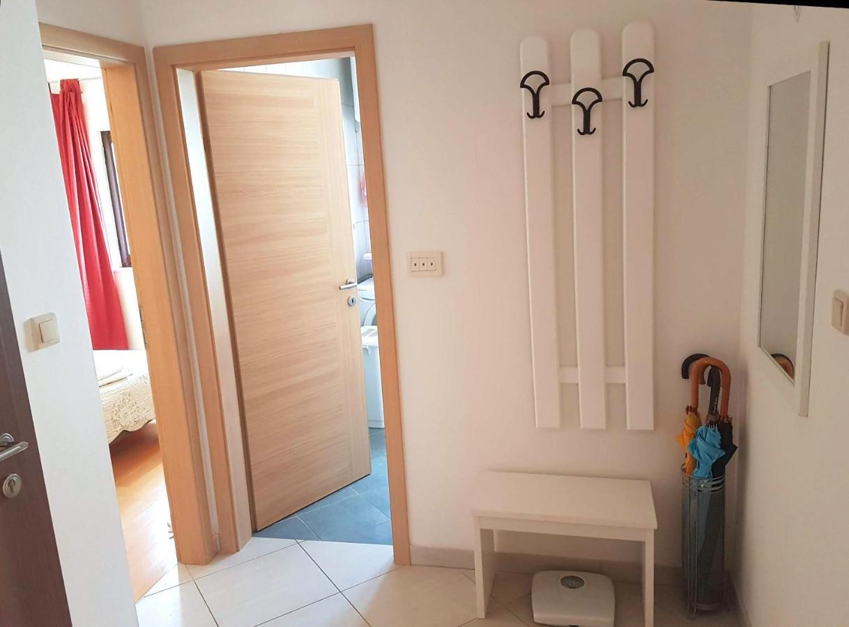 Apartmani Roic Stari Grad  Exterior photo